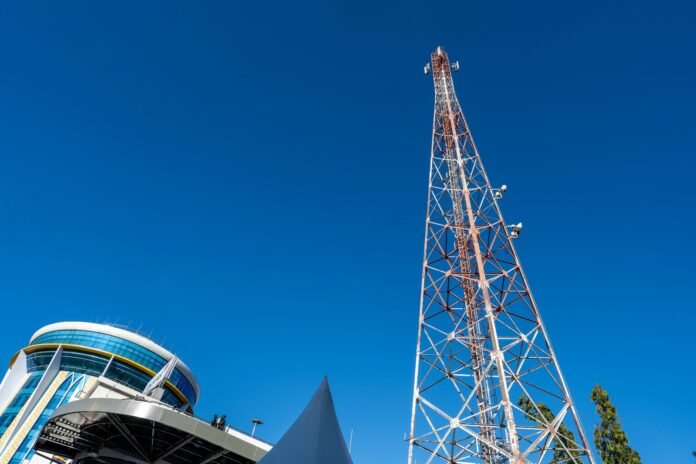 Indosat Ooredoo Hutchison Catat Pendapatan Rp13,5 Triliun pada Kuartal II Tahun 2025