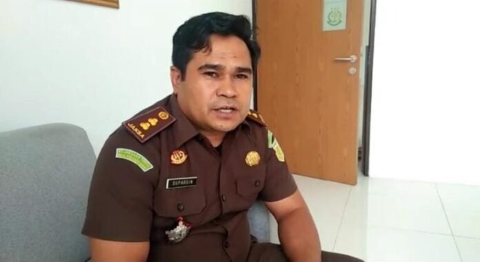 Supardin menyampaikan Dugaan Penyimpangan Pengadaan Alkes RS Manambai Senilai Rp42 Miliar
