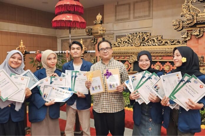 Green Cycle Team Unram Raih Prestasi di “ASEAN Young Eco Visionary Competition 2025”