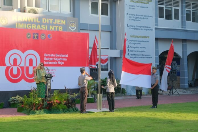 Bersatu Berdaulat, Kanwil Kemenkum NTB Gelar Upacara HUT RI ke-80 dengan Penuh Khidmat