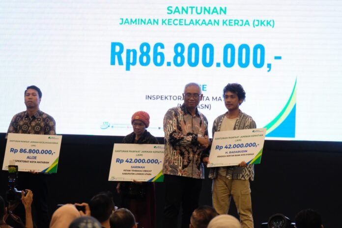 pembayaran santunan manfaat kepesertaan BPJS Ketenagakerjaan oleh Direktur Kepesertaan BPJS Ketenagakerjaan, Eko Nugriyanto
