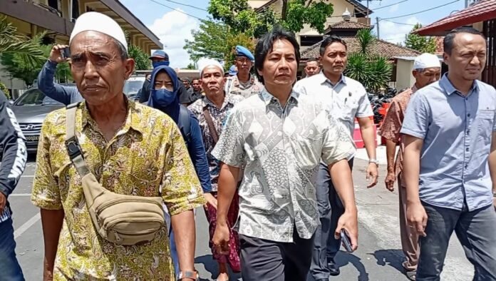 Keluarga Besar Almarhum Brigadir Esco Datangi Polda NTB