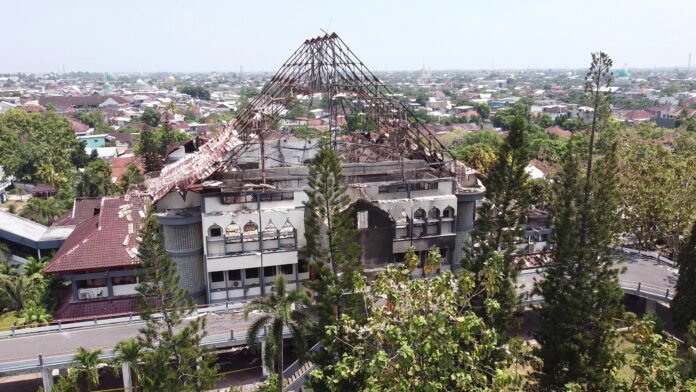 Polisi akan Periksa Ketua DPRD NTB dalam Pengusutan Pembakaran Gedung