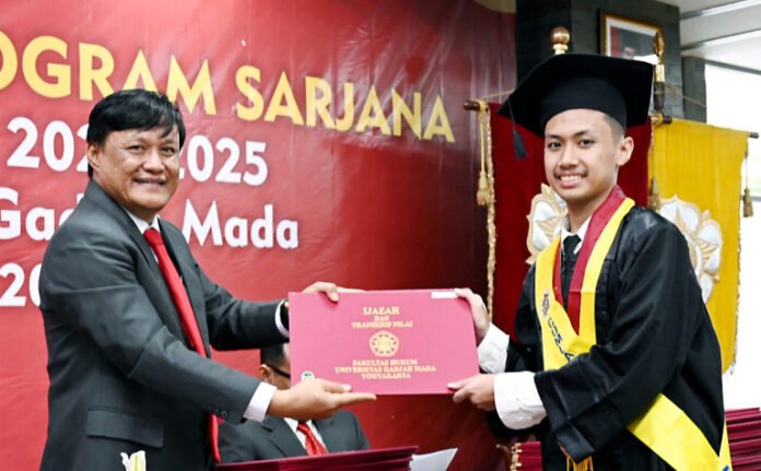 Duiddo Imani, Mahasiswa Asal NTB Jadi Lulusan Termuda UGM