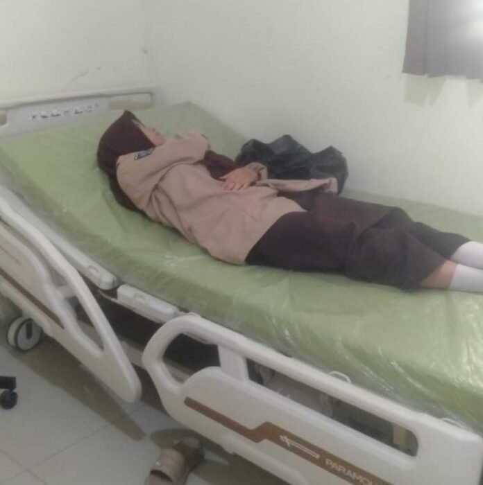 Sejumlah Santri dan Santriwati di Lembar Diduga Keracunan Makanan MBG