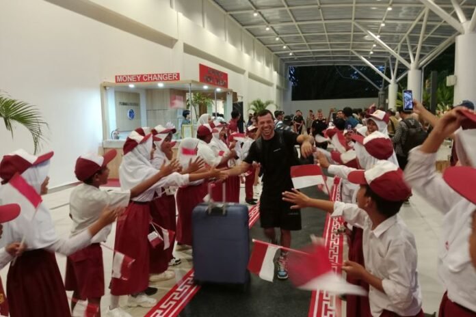 Gunakan Tiga Pesawat Carter, Kru dan Pembalap MotoGP Tiba di Lombok