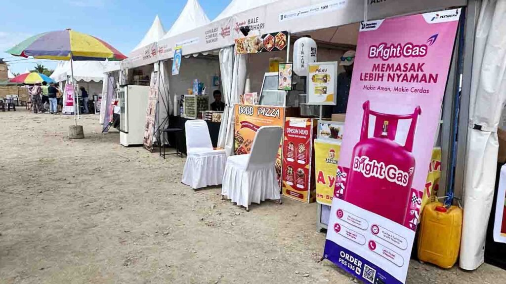 Para pelaku UMKM di Sirkuit Mandalika juga menggunakan Bright Gas selama perhelatan MotoGP Mandalika 2025.(Suara NTB/fan)