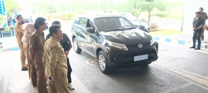 10 Camat Lobar Dibelikan Mobil Dinas Baru Senilai Rp2,7 miliar
