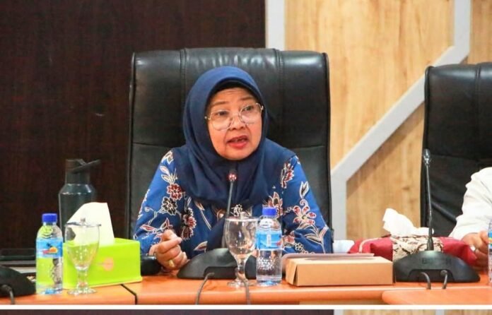 Kejar Target Pengesahan 28 November, DPRD NTB Maraton Bahas RAPBD 2026