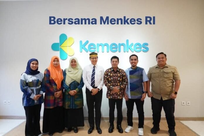 Audiensi dengan Menkes, Bupati Dompu Minta Dukungan Pembangunan Tambahan Puskesmas di Woja