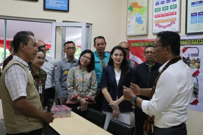 Menteri Hukum Tinjau Posbankum Kelurahan Kramas, Tegaskan Komitmen Negara Hadirkan Akses Keadilan hingga Akar Rumput