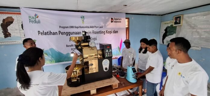 Dukung Ekonomi Lokal, PLN UIP Nusra Hadirkan Teknologi Pengolahan Kopi untuk Petani Wewo