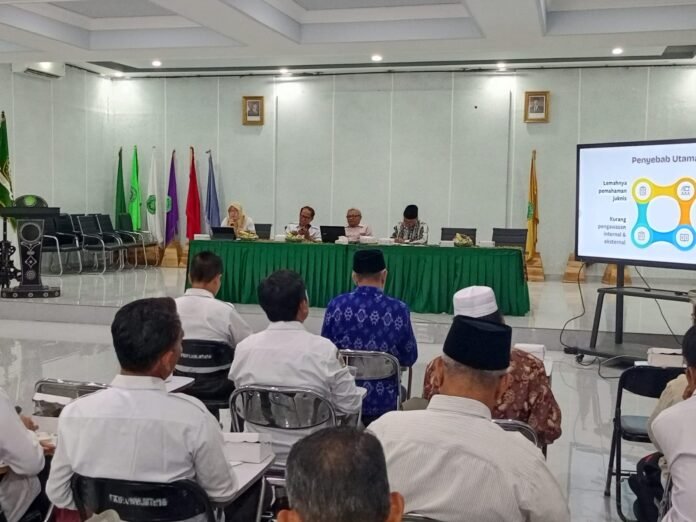 Rajut Harmonisasi Antara Komite dan Kepsek, Dewan Pendidikan Mataram Gelar Workshop