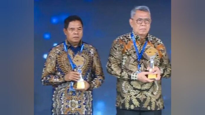 Lombok Timur Raih Dua Penghargaan Nasional