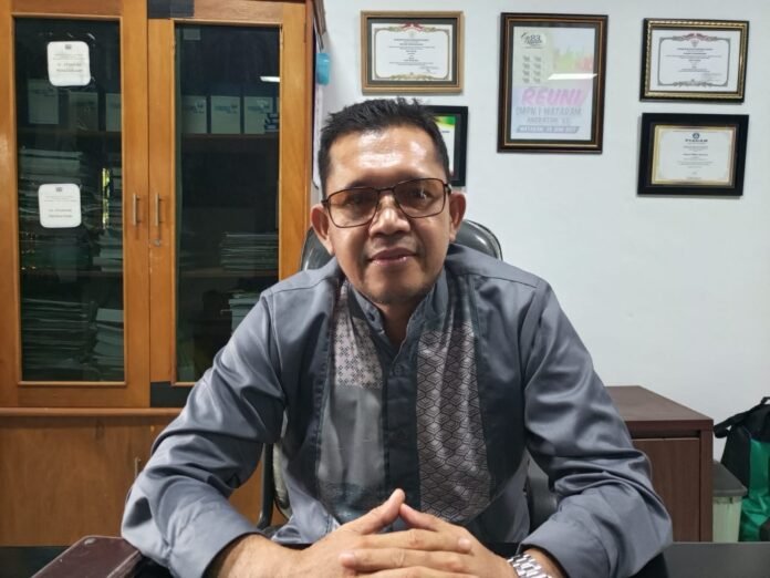 SMPN 1 Mataram Gelar Workshop PM dan Koding, serta Pelatihan Penggunaan Smartboard bagi Guru