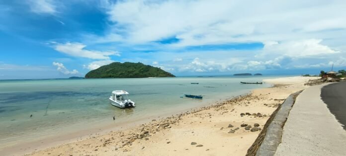 Pemprov Dorong Pertumbuhan Ekonomi, Wisata Labuhan Kertasari KSB Menuju Kelas Dunia 