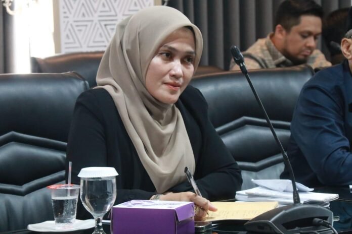 Tertibkan Reklame Nunggak Pajak