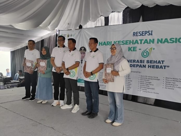 Resepsi HKN Ke-61 di Lotim, Bupati Ingatkan Nakes Berikan Pelayanan Terbaik