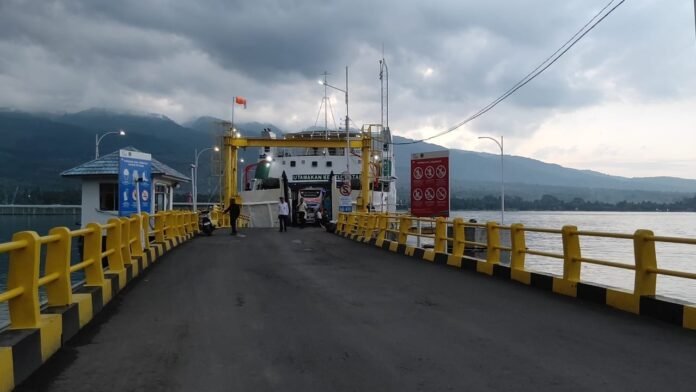 Syahbandar Kayangan Sebut Tetap Evaluasi Kapal Guna Keselamatan Penyeberangan