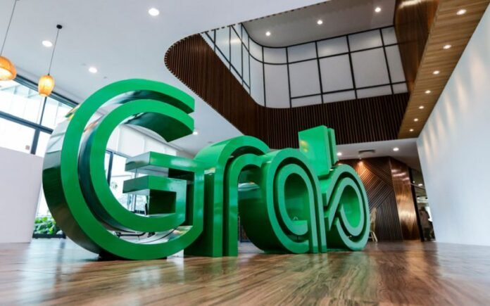 Grab Indonesia 2025: Ketika Platform Digital Menjadi Bantalan Sosial dan Mesin Pertumbuhan Ekonomi