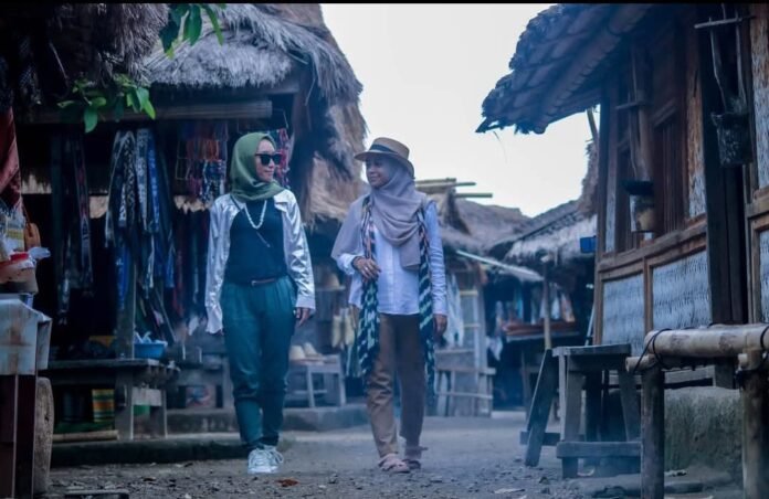 Selama Libur Nataru, Kunjungan Wisatawan ke Desa Sade Melonjak