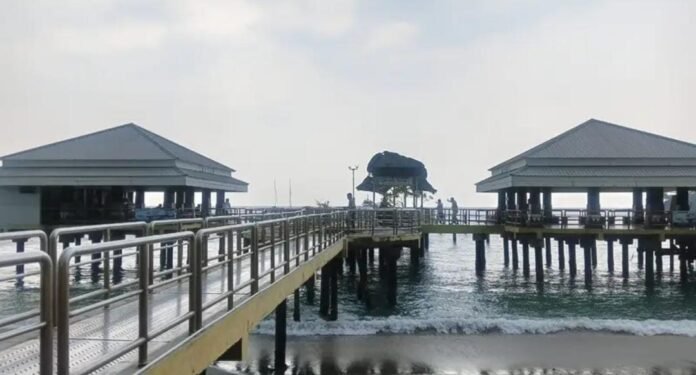 Cuaca Ekstrem, Penyeberangan Kapal Cepat Bali-Bangsal-Senggigi Ditutup Sementara