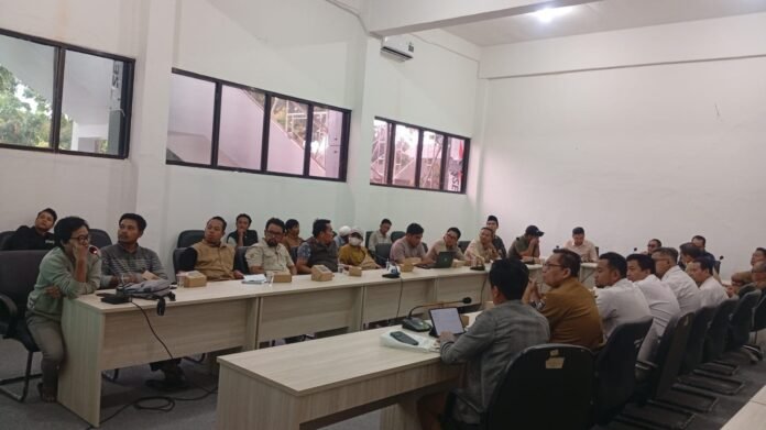 Warga Desa Kabul Mengadu ke DPRD NTB Minta BWS Perbaiki Aliran Sungai