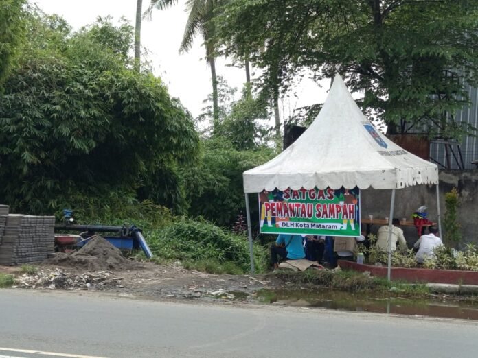 Kerap Dijadikan TPS Liar, Pemkot Mataram Dirikan Empat Posko Pantau Sampah