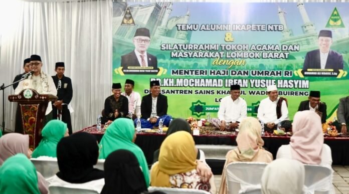 Menhaj Hadiri Temu Alumni Ikapete di Lobar