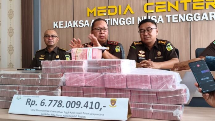 Kasus Lahan Samota, Ali BD Kembalikan Dana Rp7,6 Miliar ke Kejati NTB