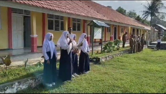 Perkuat Pendidikan Karakter, Sekolah Diharuskan Jalankan Pembacaan Ikrar Pelajar Indonesia