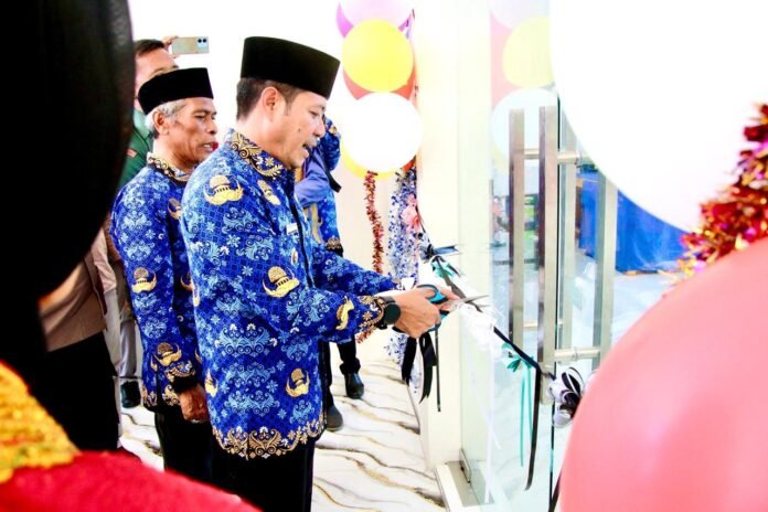 Bupati Dompu Resmikan Gedung Baru Kantor Camat Woja