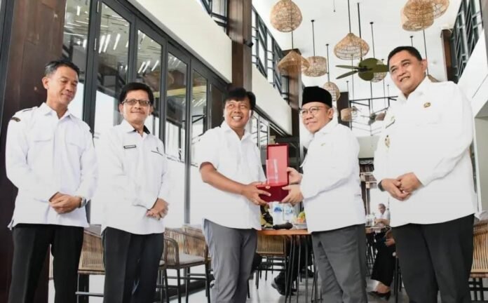 Pemda KLU Jalin Kemitraan Lintas Kabupaten