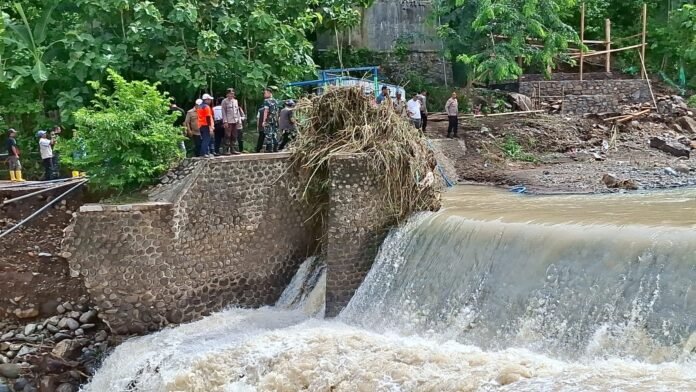 Pemkab Dompu Tetapkan Status Tanggap Darurat