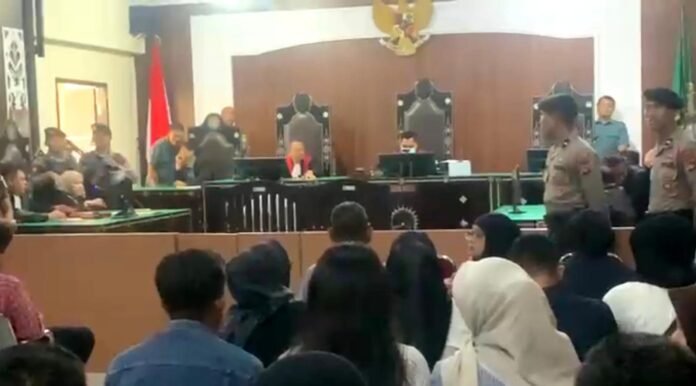 Terdakwa Meninggalnya Mahasiswi Unram Didakwa Aniaya Korban
