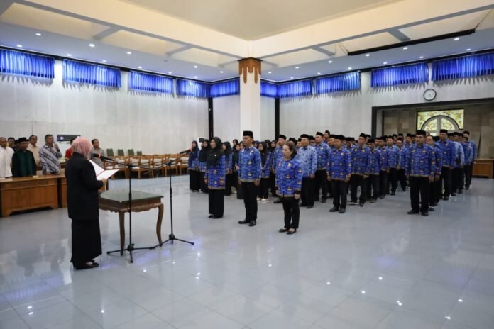 Pengisian Posisi OPD Merger Tuntas, Wabup Lobar Kembali Mutasi 136 Pejabat