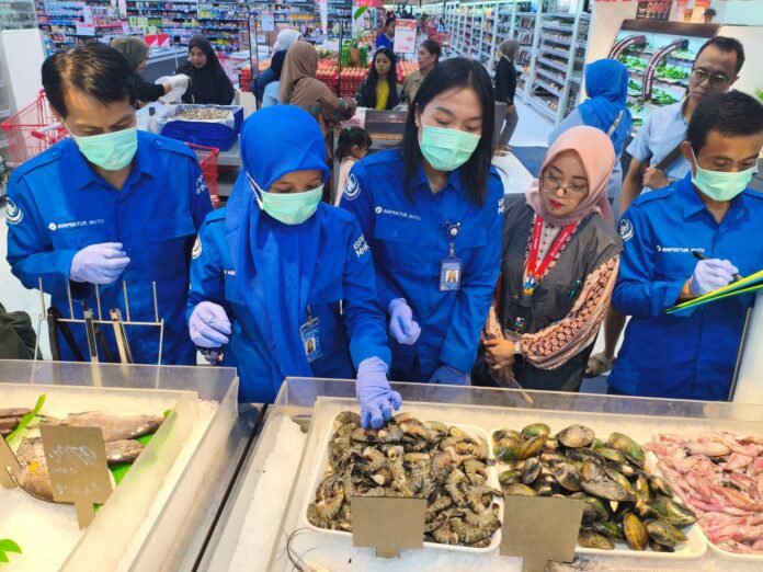 Badan Mutu KKP Mataram Pastikan Ikan Segar dan Aman Menjelang Bulan Ramadan 1447 H
