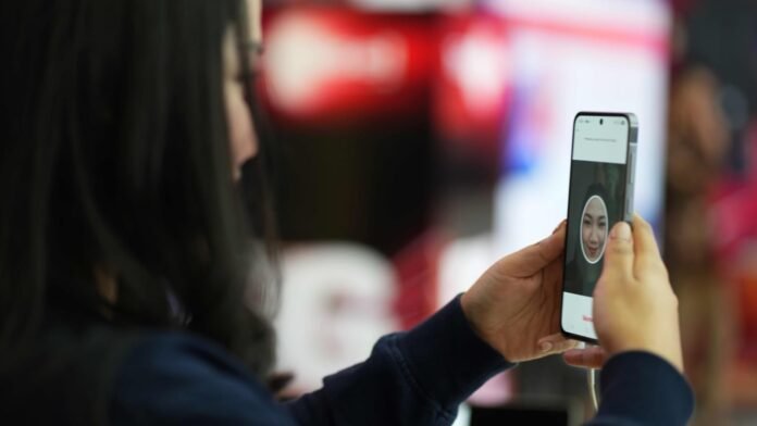 Dukung Program SEMANTIK Komdigi: Telkomsel Terapkan Registrasi Biometrik Wajah untuk Nomor Seluler Baru