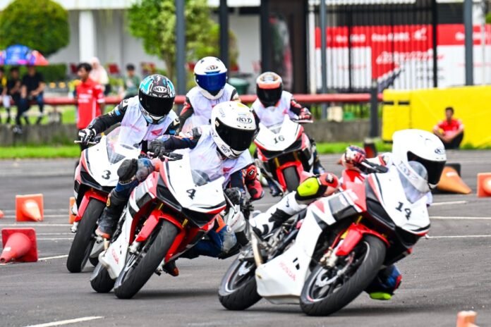 Siap Mengaspal di Lintasan Dunia, 10 Pebalap Muda Terpilih di Astra Honda Racing School 2026