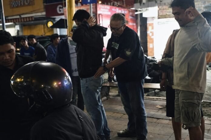 Polisi Tangkap Terduga Pengedar Sabu Hampir 80 Gram di Mataram