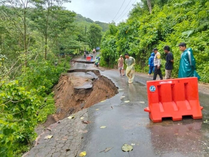 Akses Transportasi ke Buwun Mas Sekotong Masih Lumpuh