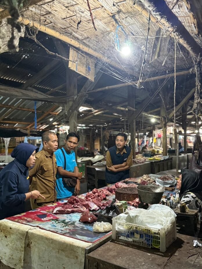 Harga Bahan Pokok Terpantau Normal, Disdag Lotim Klaim Stok Aman hingga Lebaran