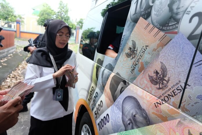 Penukaran Uang Baru Sudah Rp636,1 Juta