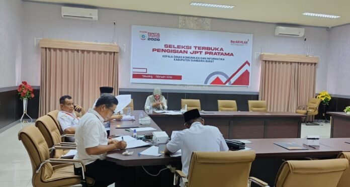 Sembilan Kandidat Berebut Kursi Kepala Dinas Kominfo KSB