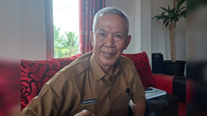 Masalah Tenaga Tebang Tebu Diharapkan Bisa Diatasi