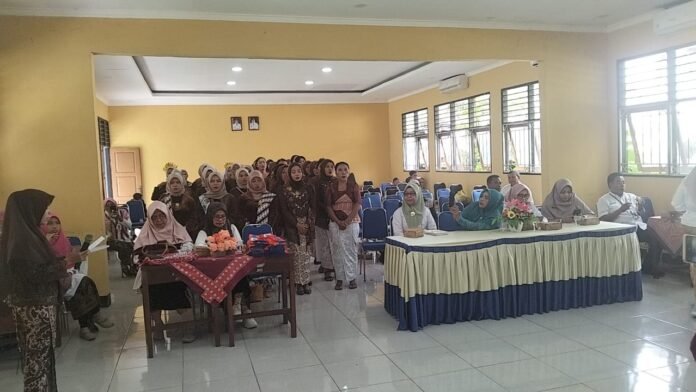 1.457 Perempuan di Lobar Jalani Peran Ganda Menjadi Kepala Keluarga