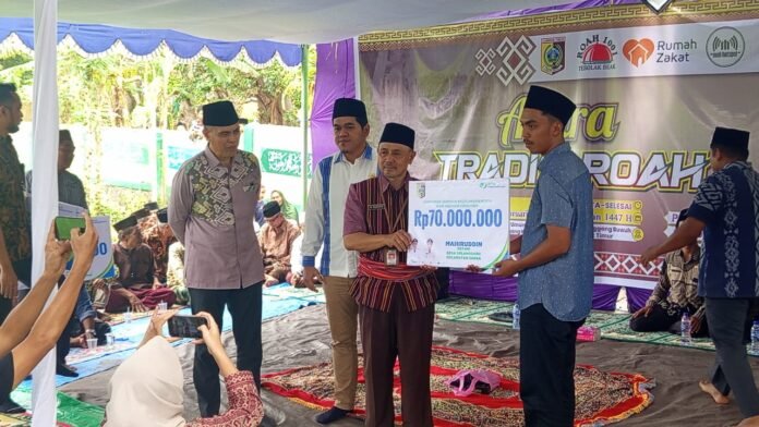 BPJS Ketenagakerjaan Lotim Salurkan Santunan Rp700 Juta kepada Enam Pekerja