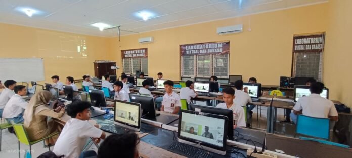 Calon Lulusan SMK Bidang Konstruksi Ikuti Pembekalan Kompetensi Tambahan