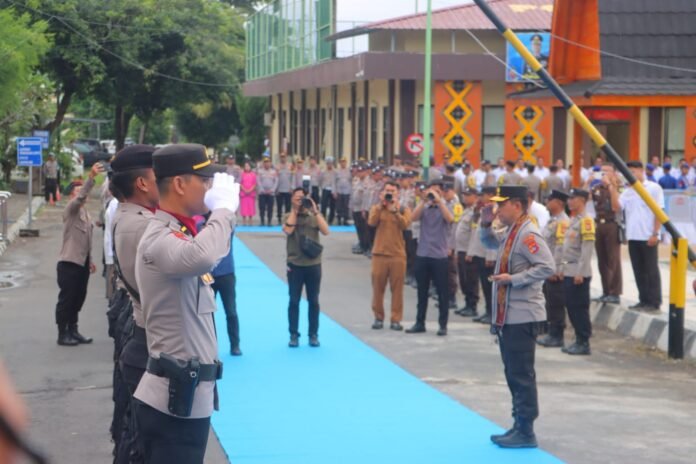 Kunjungi Polres Lombok Utara, Kapolda NTB Minta Personel Jauhi Pelanggaran