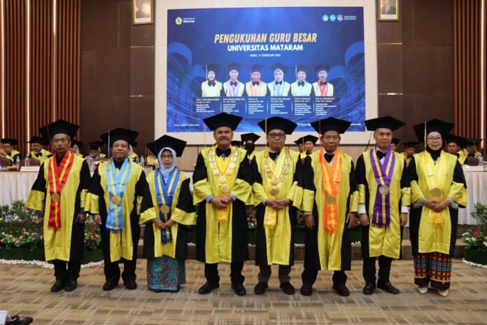 Unram Resmi Kukuhkan Enam Guru Besar, Dorong Inovasi dan Pengabdian Berdampak